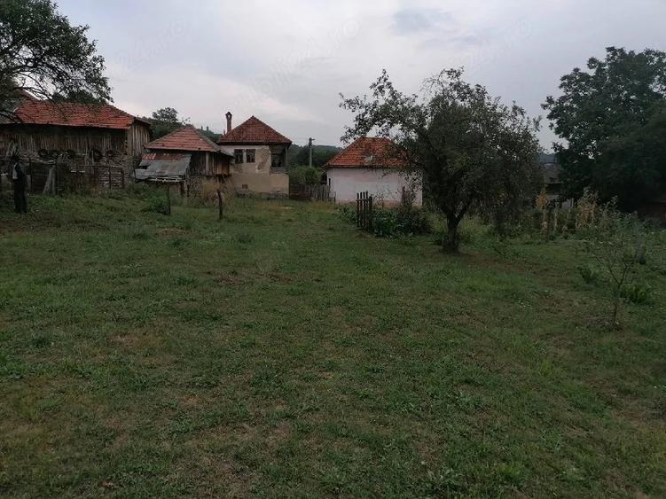 Casa de vanzare la munte - 3