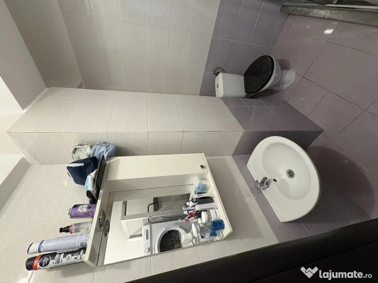 Apartament cu 2 camere semidecomandat în Chiajna