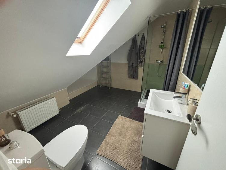 Apartament cu 3 camere în Gherăiești