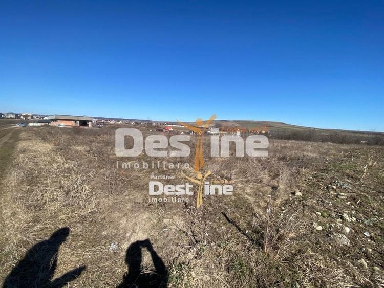 Teren Construcții intravilan de 400 mp, în Exterior Est