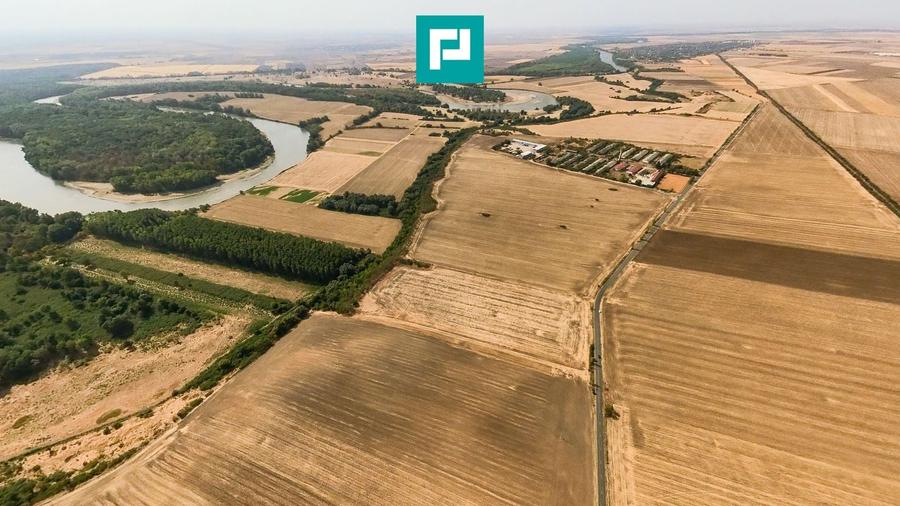 Teren agricol extravilan de 23000 mp, în Exterior Vest