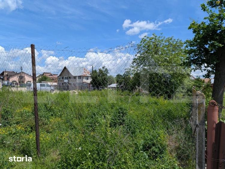 Teren de 12700 mp, în Priseaca