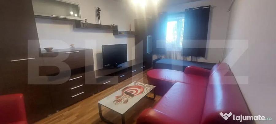 Apartament cu 3 camere decomandat în Nufărul