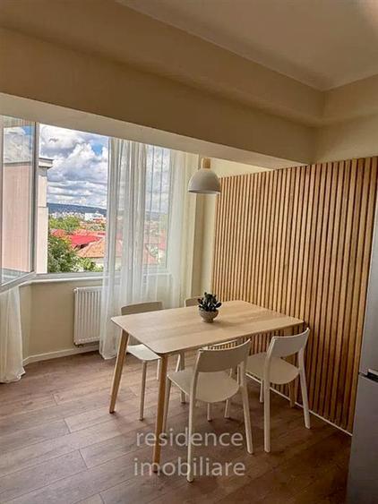 Apartament cu 3 camere decomandat, mobilat în Gheorgheni