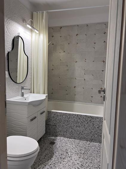 Apartament cu 2 camere decomandat în Exterior Vest