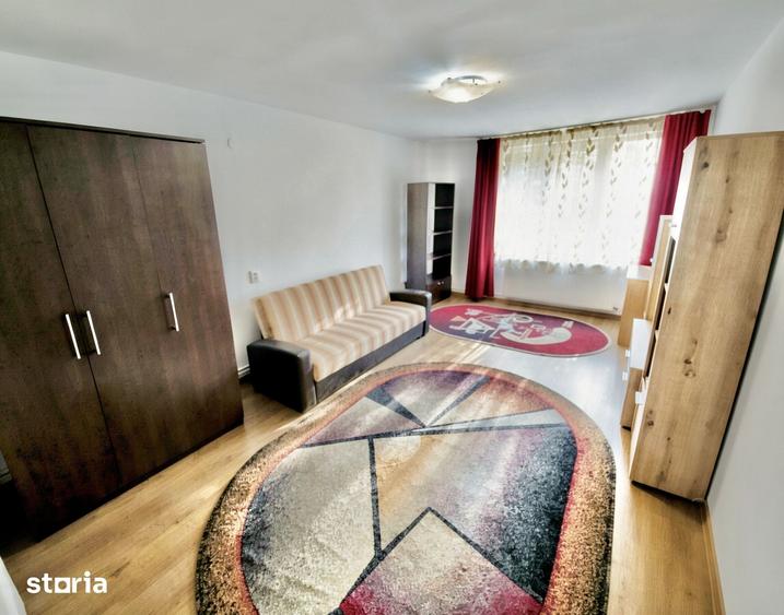 Apartament cu 2 camere decomandat în 7 Noiembrie