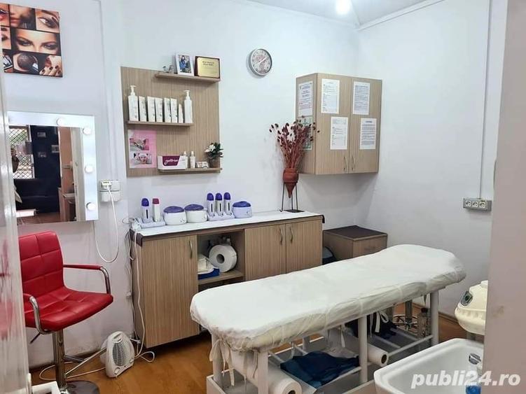 Spațiu comercial, de 200 mp, în Miorița