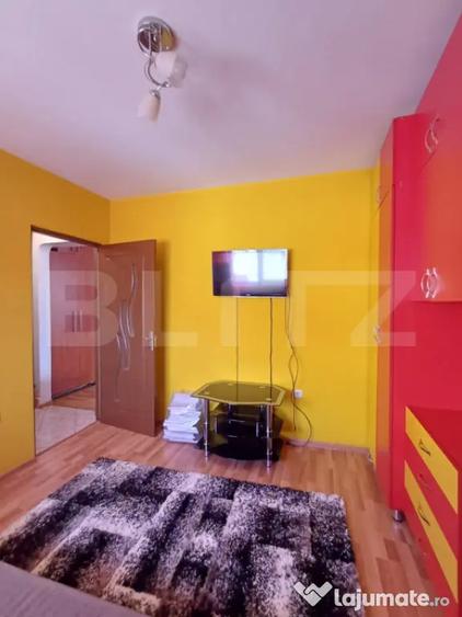 Apartament cu 2 camere semidecomandat, mobilat în Turda