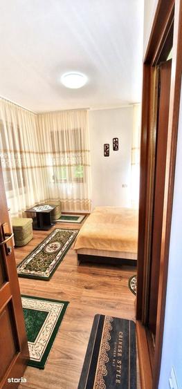 Casă cu 5 camere cu Teren 338 Mp în Sud