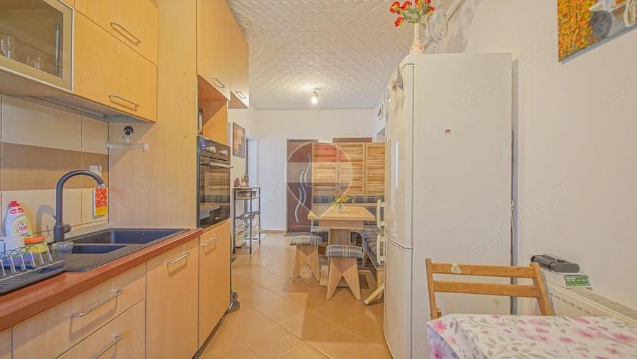 Apartament cu 2 camere decomandat în Răcădău