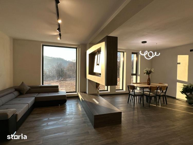 Casă cu 4 camere cu Teren 400 Mp în Vlădești