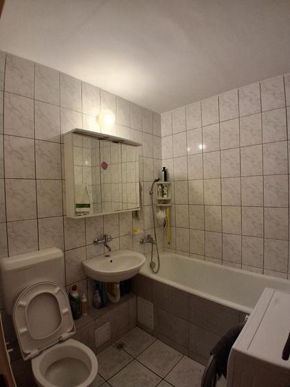 Apartament cu 2 camere semidecomandat în Lucrețiu Pătrășcanu