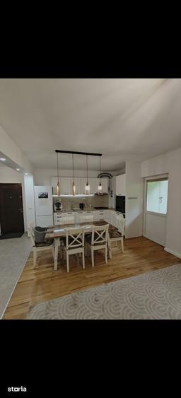 Apartament cu 3 camere în Florești
