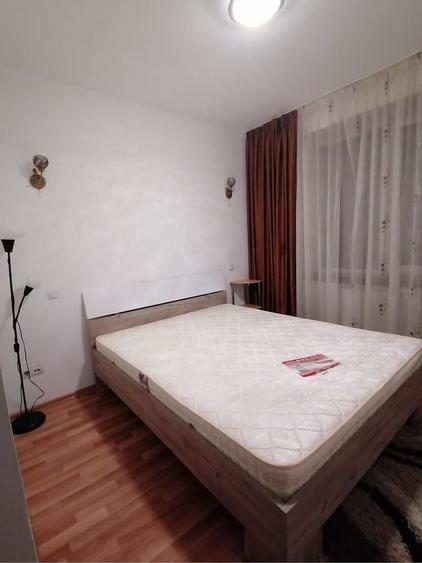 Apartament cu 2 camere semidecomandat în Colentina