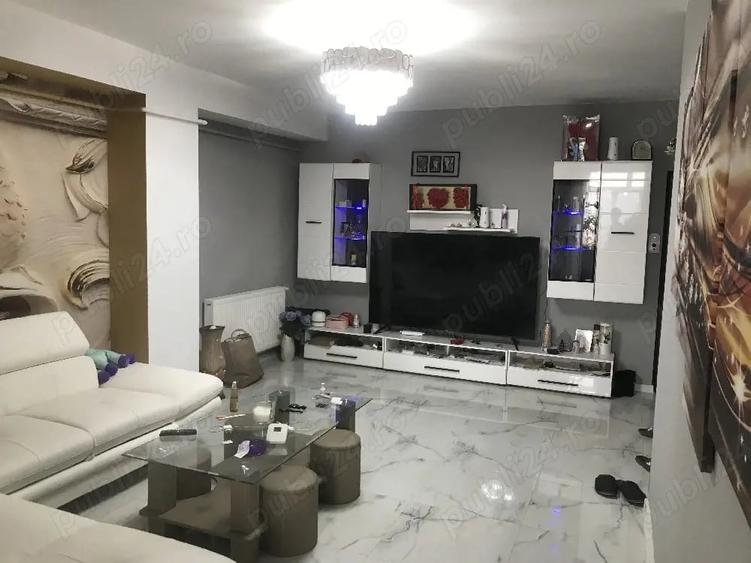 Apartament cu 2 camere decomandat în Barieră
