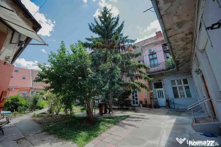Apartament cu 3 camere decomandat în Ultracentral