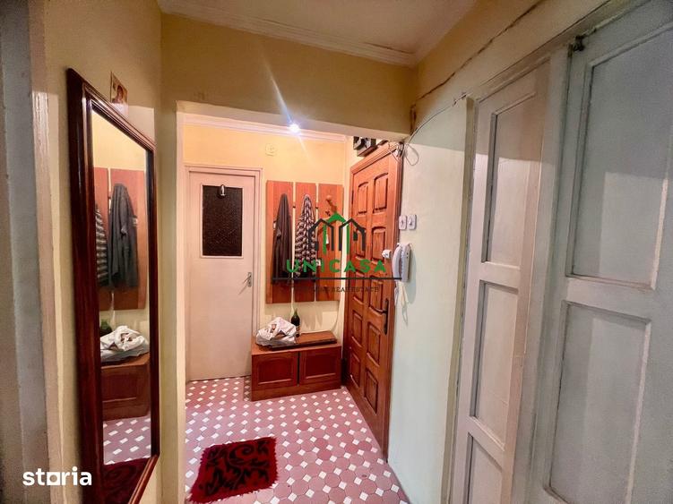 Apartament cu 2 camere decomandat în Ostroveni