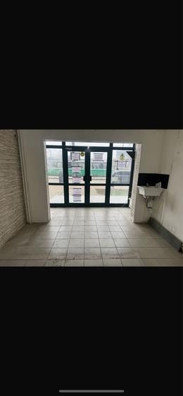 Spațiu comercial, de 35 mp, în Podu Roș