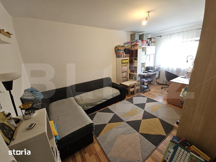 Apartament cu 3 camere decomandat, mobilat în Galata