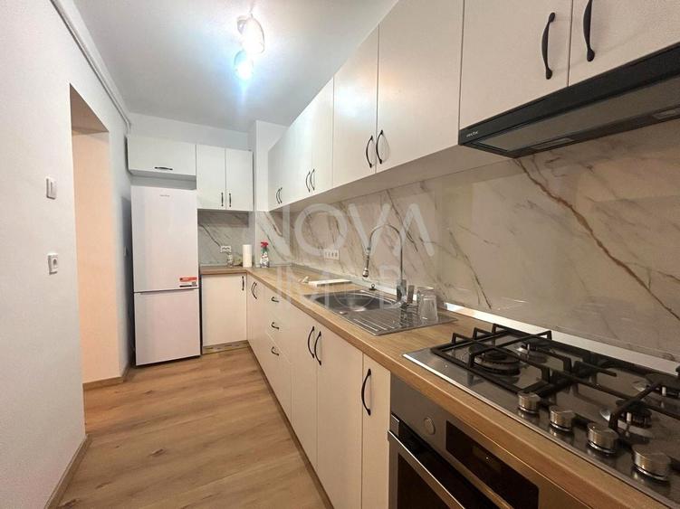 Apartament cu 3 camere decomandat, mobilat în Ștrand