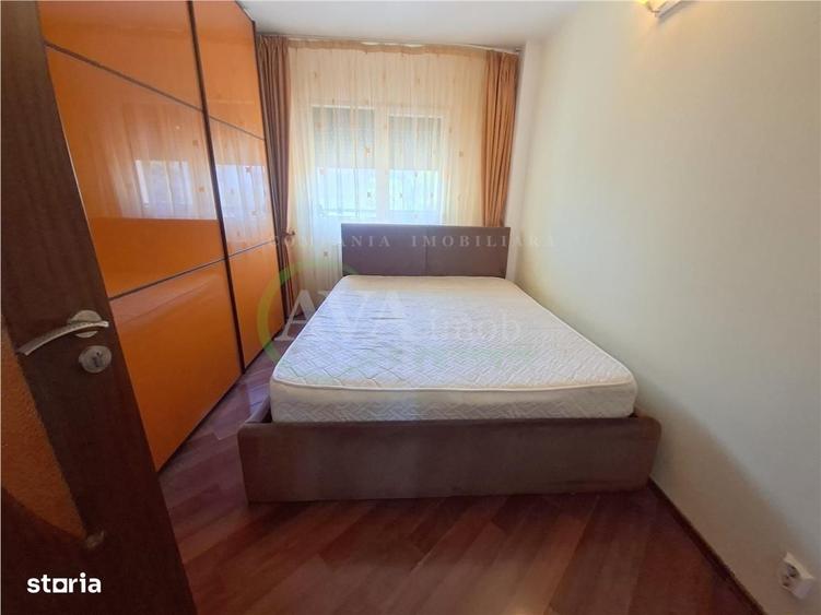 Apartament cu 3 camere decomandat în Central