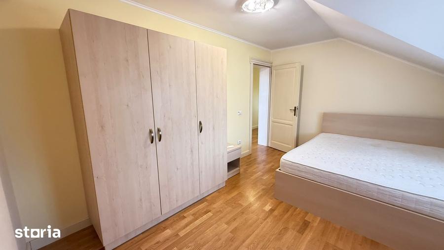 Casă cu 4 camere cu Teren 600 Mp în Central
