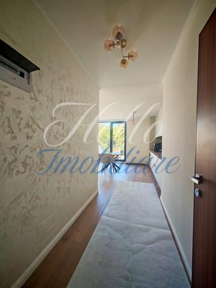 Apartament cu 3 camere semidecomandat în Gruia