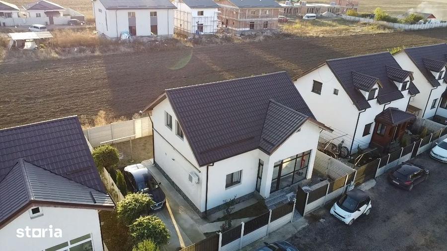 Casă cu 4 camere cu Teren 250 Mp în Central