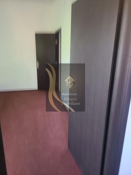 Apartament cu 3 camere în Victoriei