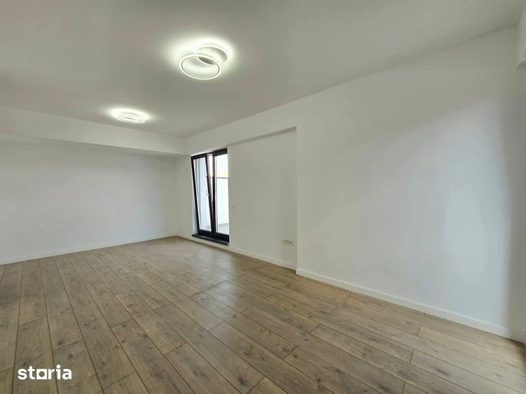 Apartament cu 4 camere decomandat în Fundeni