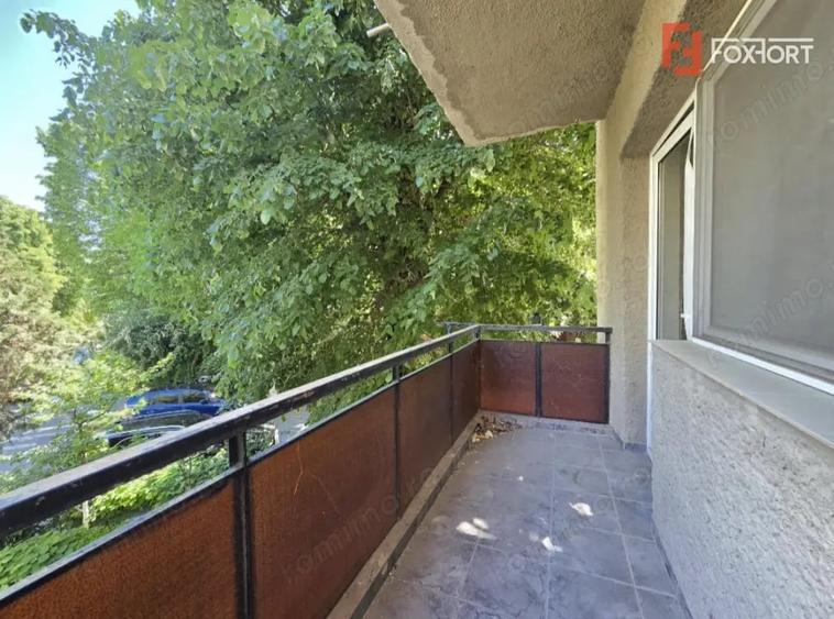 Apartament cu 2 camere decomandat în Micălaca