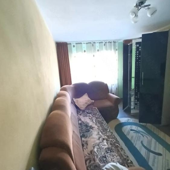 Apartament cu 2 camere decomandat în Ostroveni
