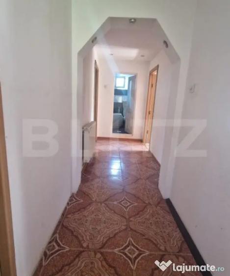Casă cu 4 camere cu Canalizare în Bran