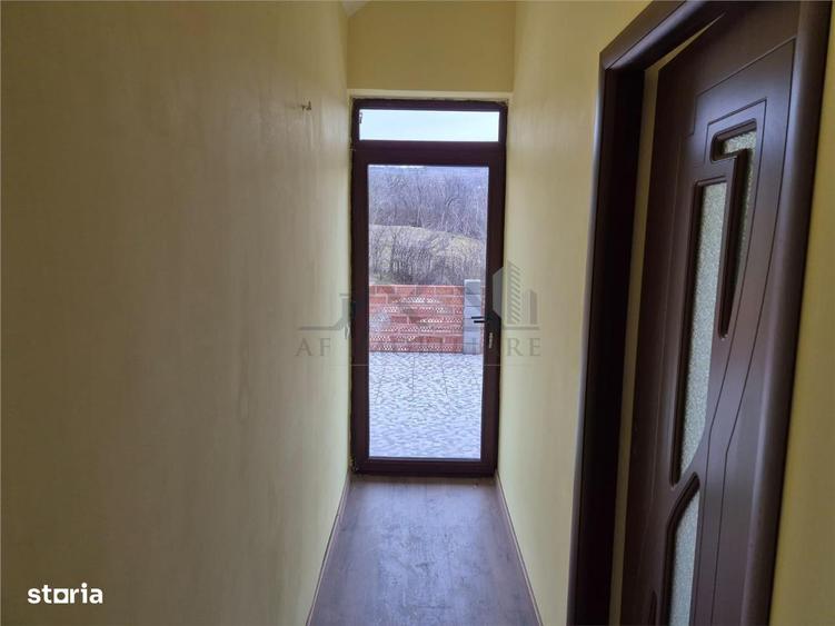 Casă cu 5 camere cu Teren 464 Mp în Bucium