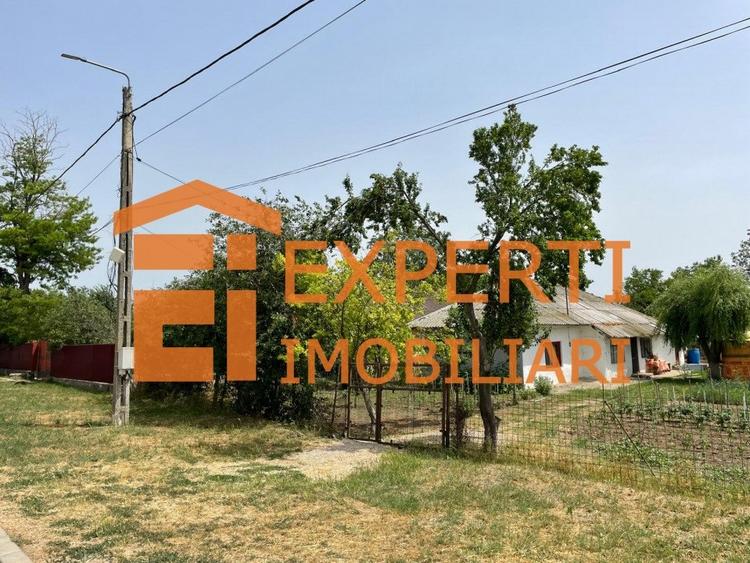 Teren Construcții intravilan de 2581 mp, în Mihail Kogălniceanu