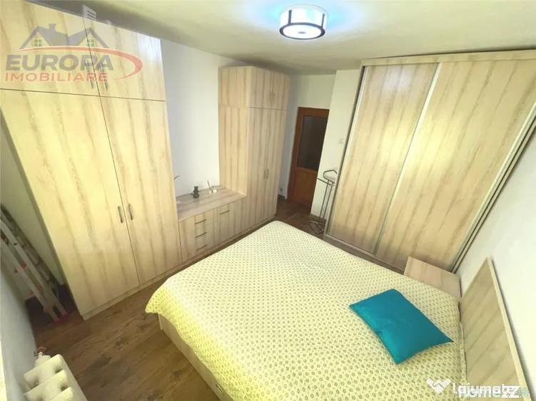 Apartament cu 2 camere decomandat în E3