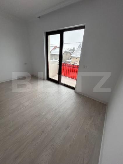 Duplex cu 5 camere cu Canalizare în Dâmbovița