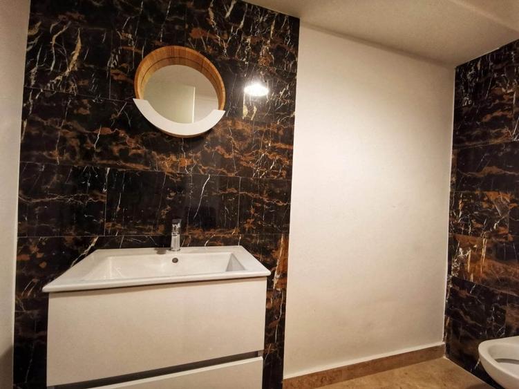 Apartament cu 2 camere decomandat în Galata