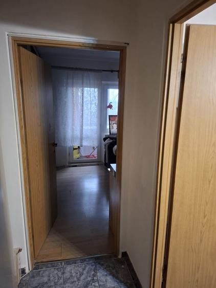 Apartament cu 2 camere semidecomandat în Balotești