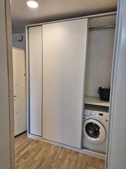 Apartament cu 2 camere decomandat în Barbu Văcărescu