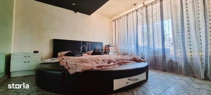 Casă cu 5 camere cu Teren 1460 Mp în Bariera Vâlcii