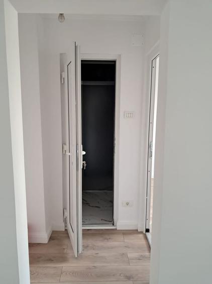 Apartament cu 2 camere semidecomandat în Aurel Vlaicu
