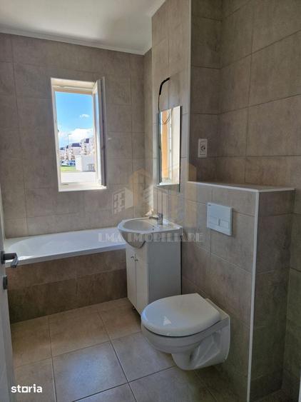 Apartament cu 2 camere decomandat în Sânpetru