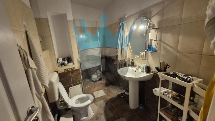 Apartament cu 4 camere decomandat în Unirii