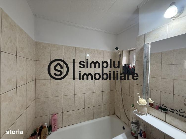 Apartament cu 2 camere decomandat în Craiovița Nouă