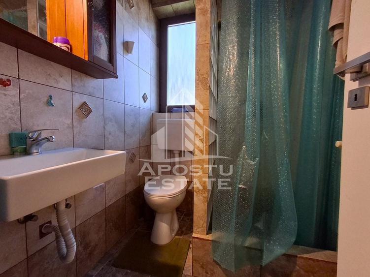 Casă individuală cu 3 camere cu Canalizare în Vladimirescu