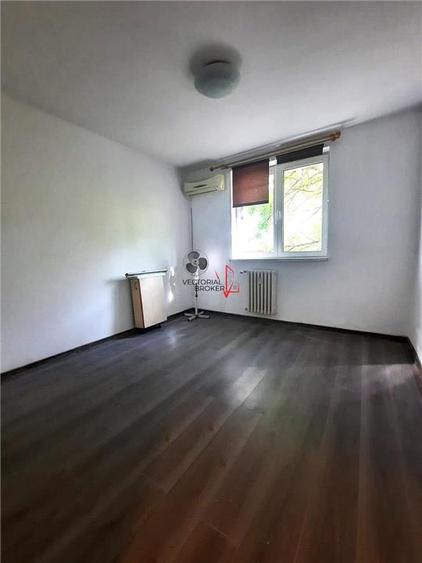 Apartament cu 2 camere semidecomandat în Basarabia