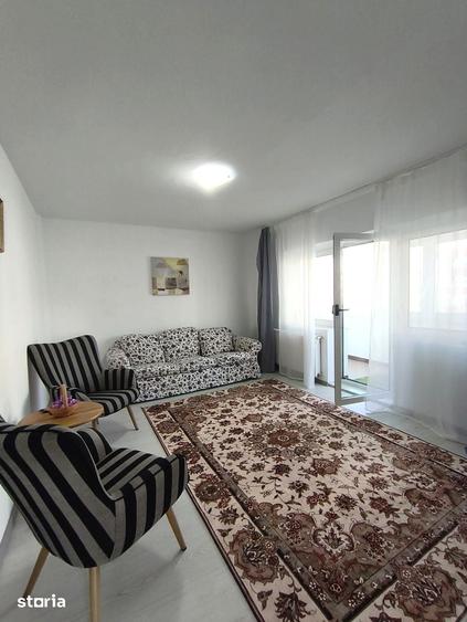 Apartament cu 2 camere decomandat în Văcăresti