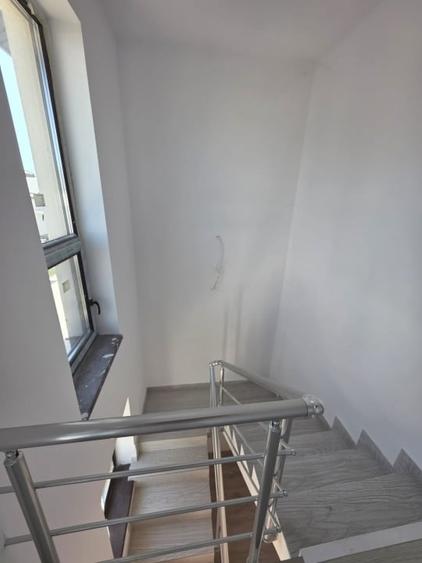 Casă individuală cu 5 camere cu Canalizare în Bragadiru