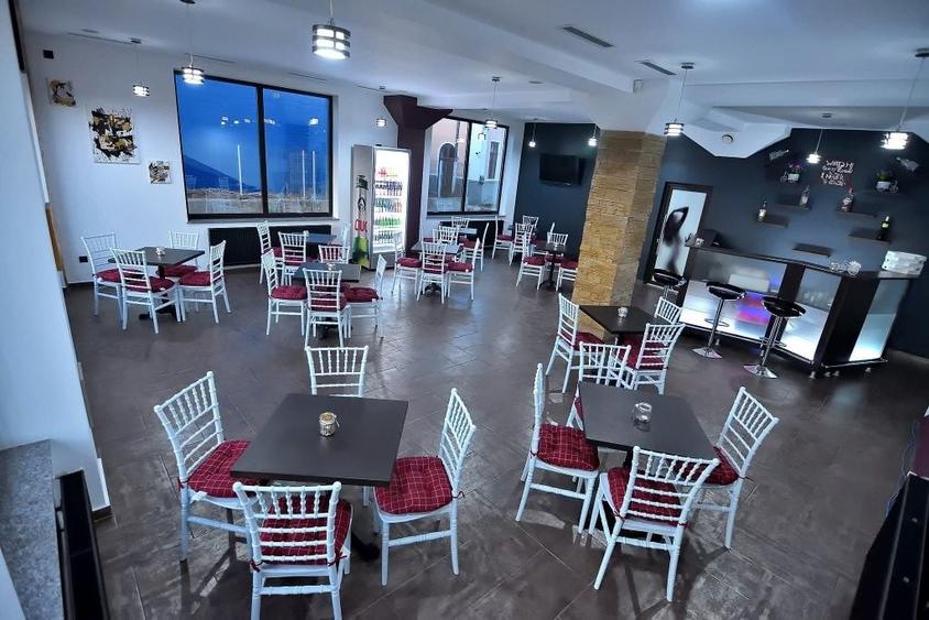 Spațiu comercial, de 80 mp, în Central